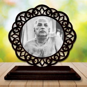 Car Desk/Table Top Sri Sri Thakur Anukul Chandra Wooden Showpiece 3x4 Inches, Compact & Stylish Spiritual Display for Car, Home & Office (Pack of 1) (F19552) Car Desk/Table Top Sri Sri Thakur Anukul Chandra Wooden Showpiece 3x4 Inches, Compact & Stylish Spiritual Display for Car, Home & Office (Pack of 1) (F19552)