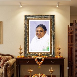 Mata Amritanandamayi Decorative Photo Frame With White Mount | Premium Wall & Tabletop Picture Frame | Home, Office & Temple Decoration | 8x12 Inch (Pack Of 1) (F33188)