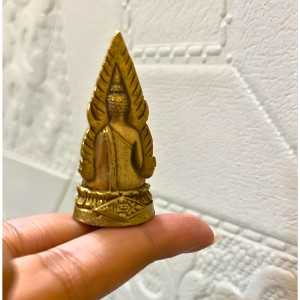 Mini Brass Murti Idol for Home Décor & Meditation | Handmade Antique Finish Brass Statue for Pooja Room, Office Desk & Spiritual Gift | Small Decorative Showpiece (Buddha with Tree) Mini Brass Murti Idol for Home Décor & Meditation | Handmade Antique Finish Brass Statue for Pooja Room, Office Desk & Spiritual Gift | Small Decorative Showpiece (Buddha with Tree)