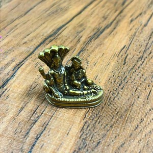Mini Brass Murti Idol for Home DÃ©cor & Meditation | Handmade Antique Finish Brass Statue for Pooja Room, Office Desk & Spiritual Gift | Small Decorative Showpiece (Laxmi & Narayan)