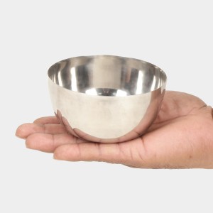 250 ml Steel Serving Bowl 4.5 X 9 cm (Pack of 1) 250 ml Steel Serving Bowl 4.5 X 9 cm (Pack of 1)