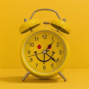 Cute Yellow Smiley Face Alarm Clock for Kids & Adults | Vintage Twin Bell Design | Loud Alarm | Battery Operated Cartoon Table Clock for Bedroom, Study & Home Décor | Pack of 1 (Inner Design May Vary) Cute Yellow Smiley Face Alarm Clock for Kids & Adults | Vintage Twin Bell Design | Loud Alarm | Battery Operated Cartoon Table Clock for Bedroom, Study & Home Décor | Pack of 1 (Inner Design May Vary)
