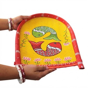 Handcrafted Bamboo Kulo Wall Decor with Hand-Painted Fish Art | Traditional Bengali Folk Art Decorative Bamboo Soop | Eco-Friendly Wall Hanging for Living Room, Entrance, Office & Home Décor Handcrafted Bamboo Kulo Wall Decor with Hand-Painted Fish Art | Traditional Bengali Folk Art Decorative Bamboo Soop | Eco-Friendly Wall Hanging for Living Room, Entrance, Office & Home Décor