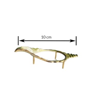 Jal Shankha for Pooja White Conch Shell with Golden Stand Spiritual Vastu for Home Temple Natural Sankha for Ritual Use (Small Size, Pack of 1) Jal Shankha for Pooja White Conch Shell with Golden Stand Spiritual Vastu for Home Temple Natural Sankha for Ritual Use (Small Size, Pack of 1)