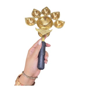 Panchmukhi Aarti Diya Brass Oil Lamp Pooja Mandir Decor Spiritual Gift 9x5.5 inches Panchmukhi Aarti Diya Brass Oil Lamp Pooja Mandir Decor Spiritual Gift 9x5.5 inches