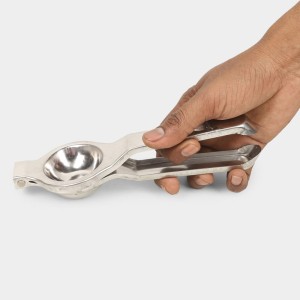 Steel Lemon Squeezer 20 X 6.5cm (Pack of 1) Steel Lemon Squeezer 20 X 6.5cm (Pack of 1)