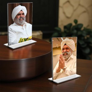 Car Desk/Table Top Sant Rajinder Singh ji Maharaj Acrylic T-Style Photo Stand - 2.5x3.5 Inches, Compact and Stylish Spiritual Display, easily change 2 photos (Pack of 1) Car Desk/Table Top Sant Rajinder Singh ji Maharaj Acrylic T-Style Photo Stand - 2.5x3.5 Inches, Compact and Stylish Spiritual Display, easily change 2 photos (Pack of 1)