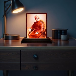 Car Desk/Table Top Swami Vivekananda Wooden Photo Stand 3x4 Inches, Compact & Stylish Spiritual Display For Car, Home & Office (Pack Of 1) (F14634)