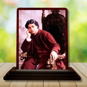 Car Desk/Table Top Swami Vivekananda Wooden Photo Stand 3x4 Inches, Compact & Stylish Spiritual Display For Car, Home & Office (Pack Of 1) (F14629)