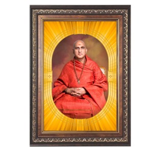Swami Avdheshanand Giri Spiritual Guru Digital Photo In Designer Frame, Size 8x12 Inch | Hindu Religious Picture For Home Temple, Office & Gift | Wall Art & Pooja Decor (F10471)