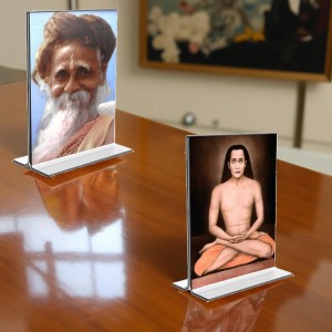 Car Desk/Table Top Sri Onkarnath Thakur and Sri Babbaji Acrylic T-Style Photo Stand - 2.5x3.5 Inches, Compact and Stylish Spiritual Display, easily change 2 photos (Pack of 1)
