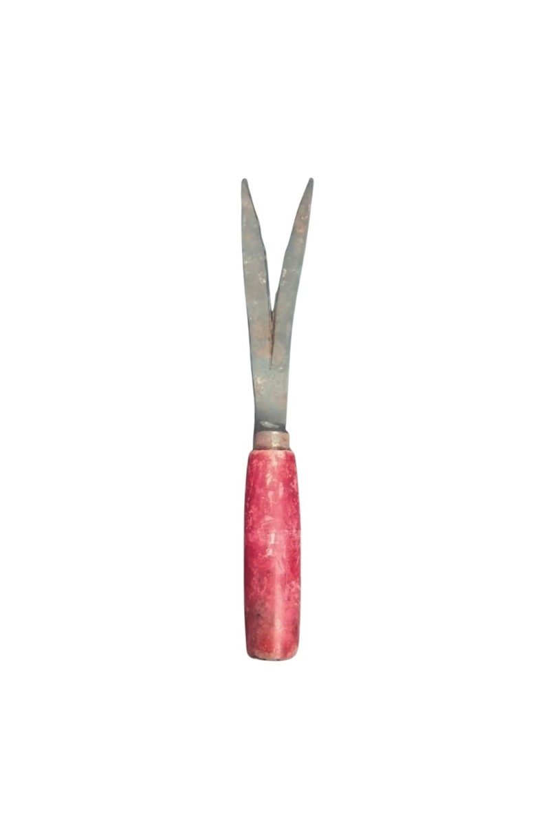 Grubber Tool with Wooden Handle – Heavy Duty Forked Weeder for Removing Weeds, Dandelions & Taproot Plants from Garden Lawn