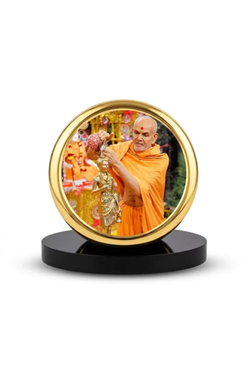 Car Dashboard/Table Top  Mahant Swami Maharaj Metal Golden Photo Stand  2x2 Inches, Compact & Stylish Spiritual Display For Car, Home & Office (Pack Of 1) (F24513)