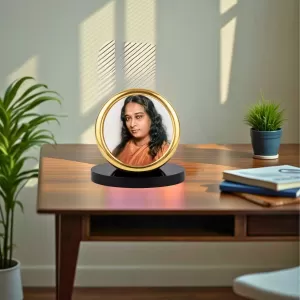 Car Desk/Table Top Pramahamsa Yogananda Metal Golden Photo Stand 2x2 Inches, Compact & Stylish Spiritual Display For Car, Home & Office (Pack Of 1) (F18444) Car Desk/Table Top Pramahamsa Yogananda Metal Golden Photo Stand 2x2 Inches, Compact & Stylish Spiritual Display For Car, Home & Office (Pack Of 1) (F18444)
