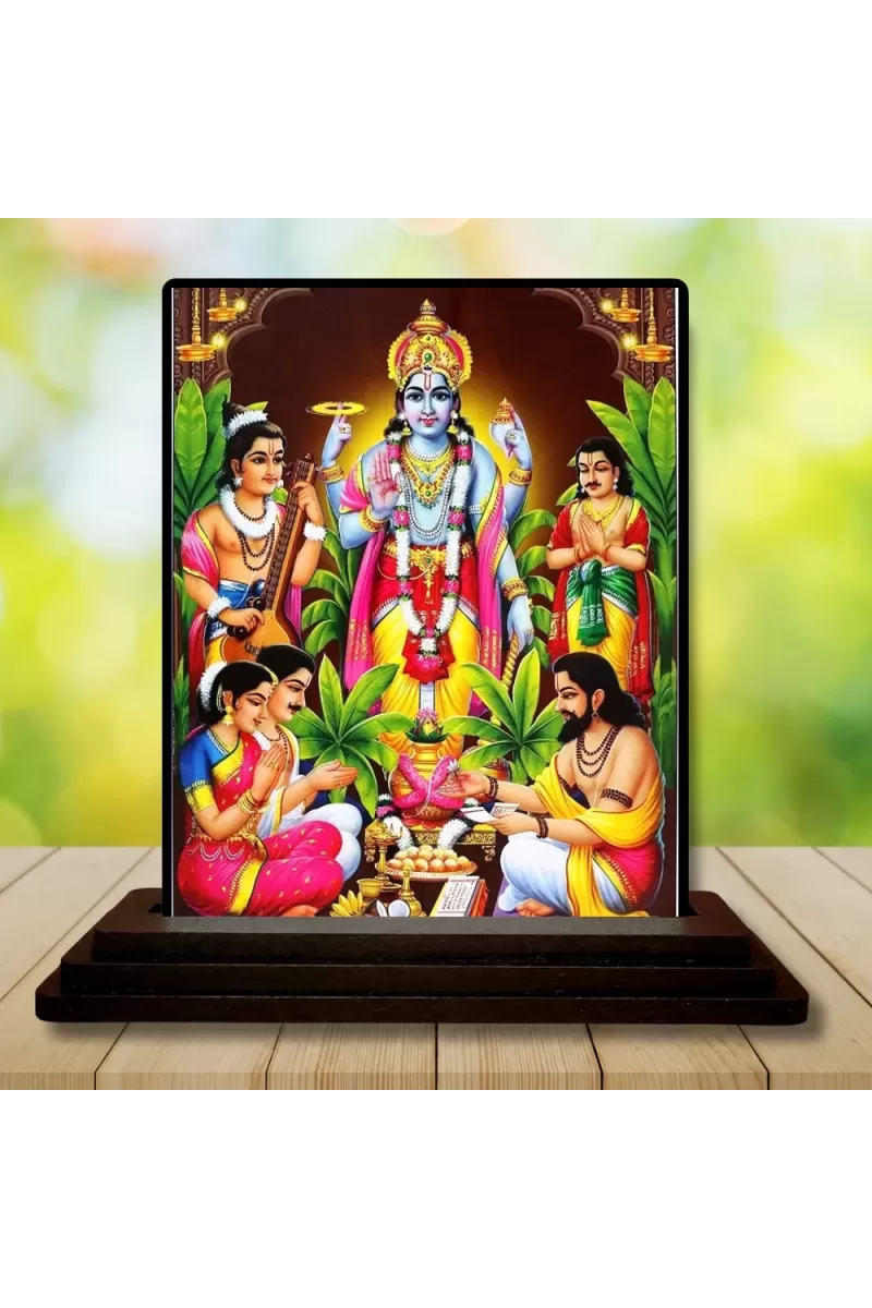 Car Dashboard Shree Krishna Wooden Photo Stand  3x4 Inches, Compact & Stylish Spiritual Display For Car, Home & Office (Pack Of 1) (F48687)