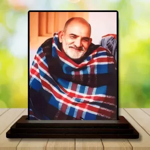 Car Dashboard Neem Karoli Baba Wooden Photo Stand 3x4 Inches, Compact & Stylish Spiritual Display For Car, Home & Office (Pack Of 1) (F48723) Car Dashboard Neem Karoli Baba Wooden Photo Stand 3x4 Inches, Compact & Stylish Spiritual Display For Car, Home & Office (Pack Of 1) (F48723)