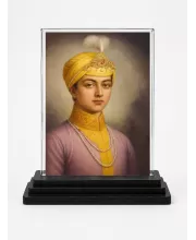 Guru Har Krishan Ji Acrylic Car Dashboard Showpiece | Double-Sided Guru Har Krishan Ji Photo Stand | 3 X 4 Inch Photo | Transparent Acrylic Frame With Black Base | Car Dashboard, Office & Table Decor (F70275)