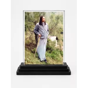 Jagadguru Kripalu Maharaj Acrylic Car Dashboard Showpiece | Double-Sided Jagadguru Kripalu Maharaj Photo Stand | 3 X 4 Inch Photo | Transparent Acrylic Frame With Black Base | Car Dashboard, Office & Table Decor (F70289)