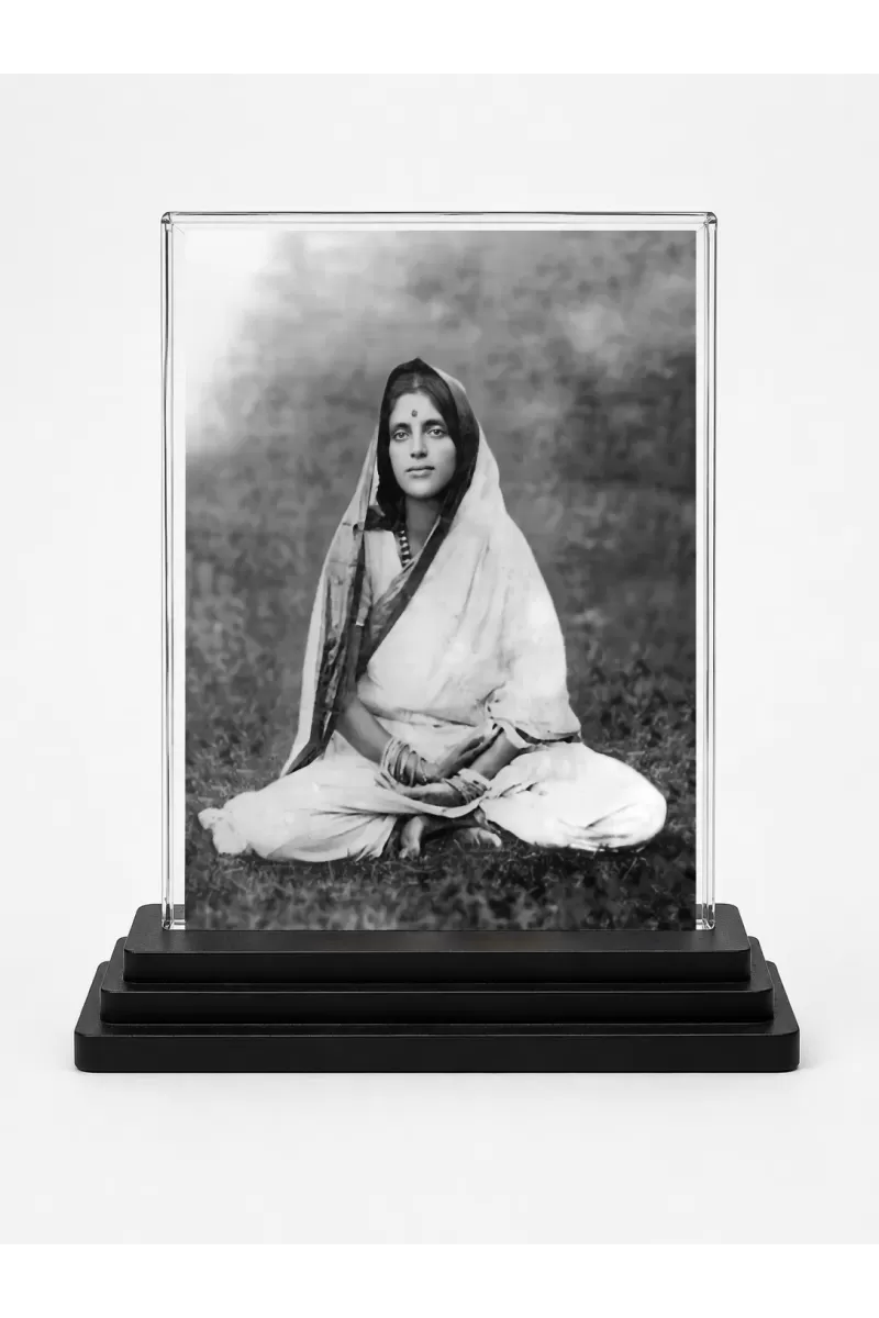 Anandamayi Ma Acrylic Car Dashboard Showpiece | Double-Sided Anandamayi Ma Photo Stand | 3 X 4 Inch Photo | Transparent Acrylic Frame With Black Base | Car Dashboard, Office & Table Decor (F70351)