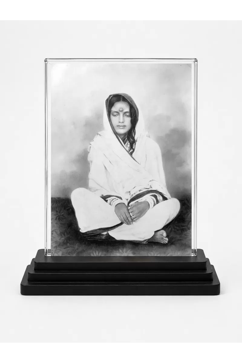 Anandamayi Ma Acrylic Car Dashboard Showpiece | Double-Sided Anandamayi Ma Photo Stand | 3 X 4 Inch Photo | Transparent Acrylic Frame With Black Base | Car Dashboard, Office & Table Decor (F70516)