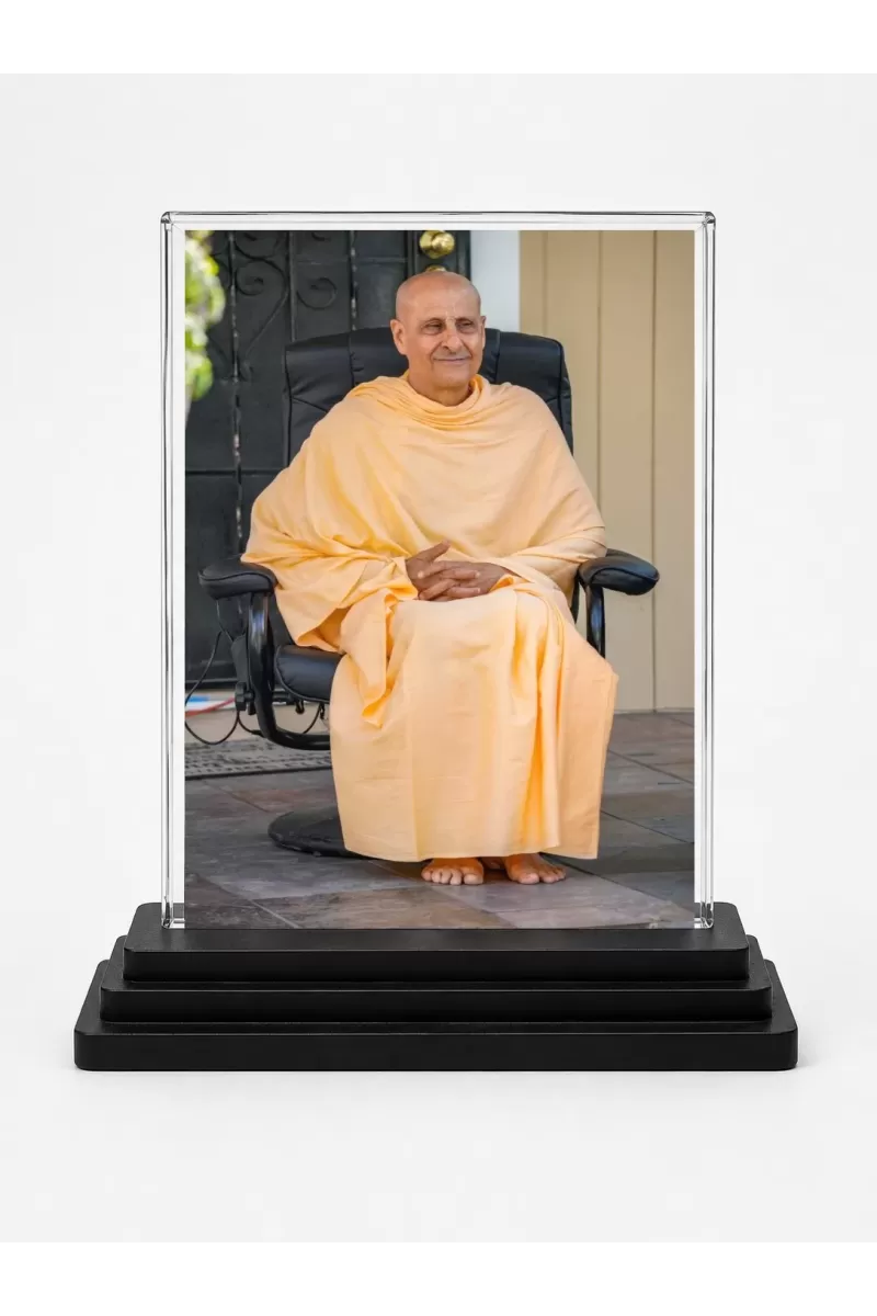 Radhanath Swami Acrylic Car Dashboard Showpiece | Double-Sided Radhanath Swami Photo Stand | 3 X 4 Inch Photo | Transparent Acrylic Frame With Black Base | Car Dashboard, Office & Table Decor (F70582)