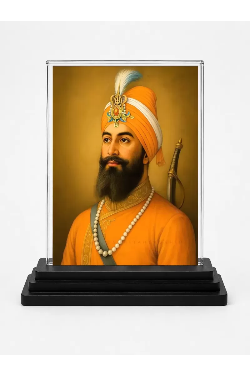 Guru Gobind Singh Ji Acrylic Car Dashboard Showpiece | Double-Sided Guru Gobind Singh Ji Photo Stand | 3 X 4 Inch Photo | Transparent Acrylic Frame With Black Base | Car Dashboard, Office & Table Decor (F70784)