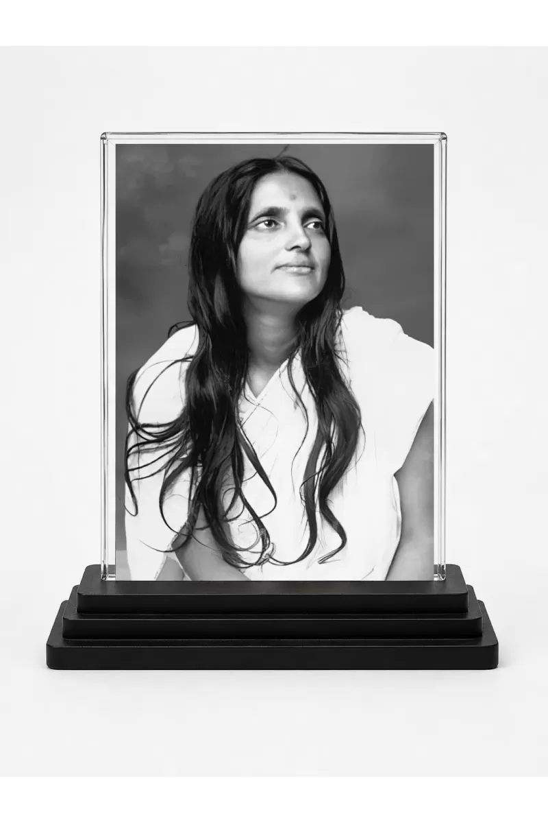 Anandamayi Ma Acrylic Car Dashboard Showpiece | Double-Sided Anandamayi Ma Photo Stand | 3 X 4 Inch Photo | Transparent Acrylic Frame With Black Base | Car Dashboard, Office & Table Decor (F70802)