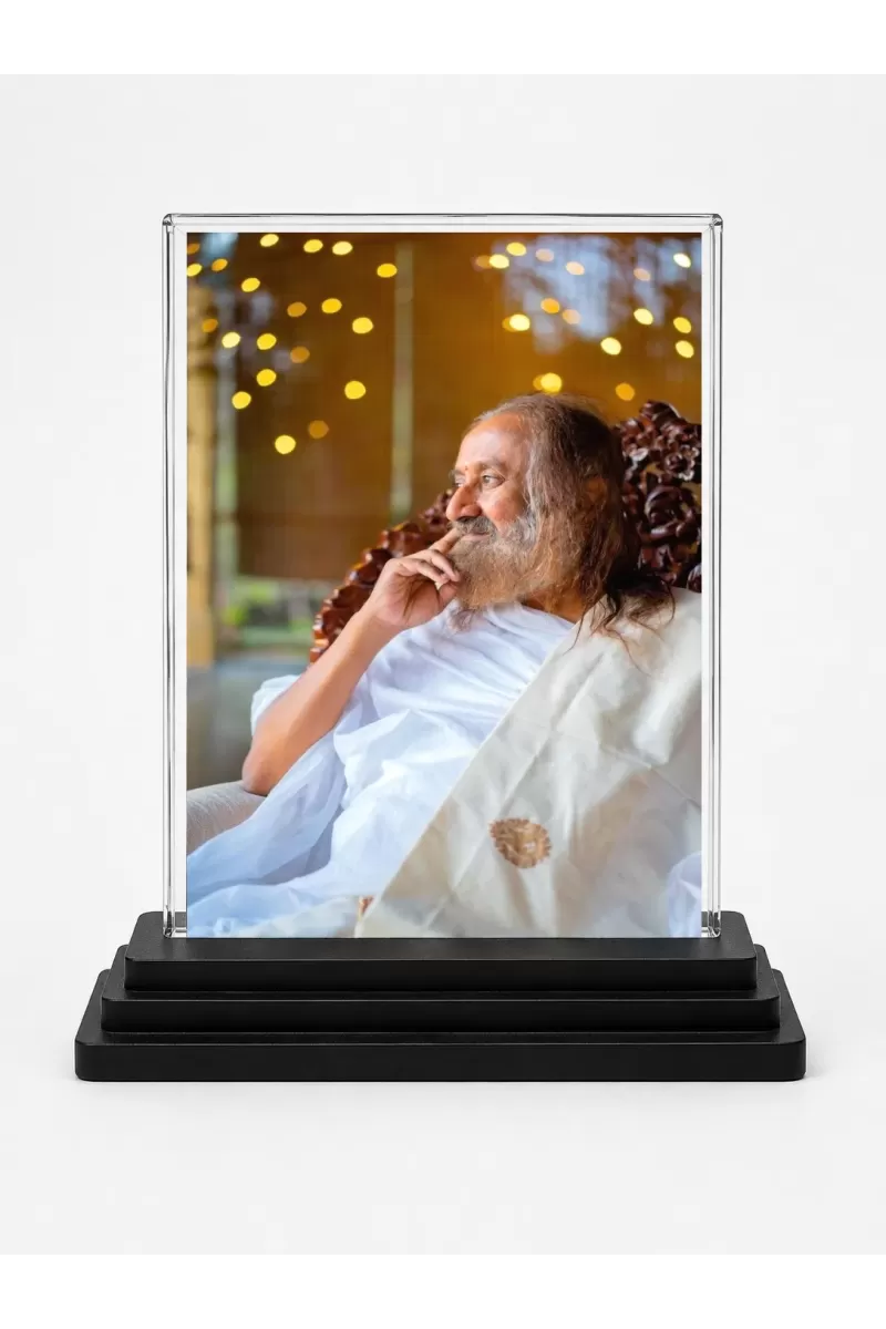 Sri Sri Ravi Shankar Acrylic Car Dashboard Showpiece | Double-Sided Sri Sri Ravi Shankar Photo Stand | 3 X 4 Inch Photo | Transparent Acrylic Frame With Black Base | Car Dashboard, Office & Table Decor (F70934)