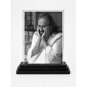 Sri Sri Ravi Shankar Acrylic Car Dashboard Showpiece | Double-Sided Sri Sri Ravi Shankar Photo Stand | 3 X 4 Inch Photo | Transparent Acrylic Frame With Black Base | Car Dashboard, Office & Table Decor (F70954) Sri Sri Ravi Shankar Acrylic Car Dashboard Showpiece | Double-Sided Sri Sri Ravi Shankar Photo Stand | 3 X 4 Inch Photo | Transparent Acrylic Frame With Black Base | Car Dashboard, Office & Table Decor (F70954)