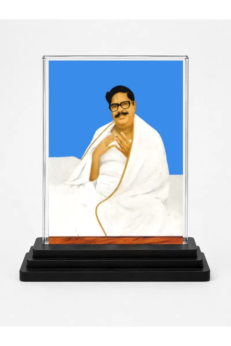 PoomaLord Ram Acrylic Car Dashboard Showpiece | Double-Sided PoomaLord Ram Photo Stand | 3 X 4 Inch Photo | Transparent Acrylic Frame With Black Base | Car Dashboard, Office & Table Decor (F71676)