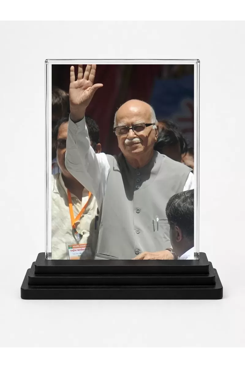 Shree Lalkrishna Advani Acrylic Car Dashboard Showpiece | Double-Sided Shree Lalkrishna Advani Photo Stand | 3 X 4 Inch Photo | Transparent Acrylic Frame With Black Base | Car Dashboard, Office & Table Decor (F71751)