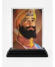 Guru Gobind Singh Acrylic Car Dashboard Showpiece | Double-Sided Guru Gobind Singh Photo Stand | 3 X 4 Inch Photo | Transparent Acrylic Frame With Black Base | Car Dashboard, Office & Table Decor (F71800)