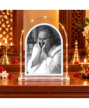 Shri Shri Ravi Shankar L Shape Acrylic Showpiece 3 X 3.5 Inch For Home, Office And Car (F176144)