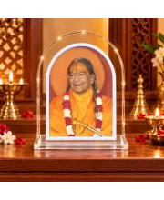 JagadGuru Kripalu Maharaj L Shape Acrylic Showpiece 3 X 3.5 Inch For Home, Office And Car (F176376)