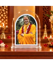 Jagad Guru Kripau Maharaj L Shape Acrylic Showpiece 3 X 3.5 Inch For Home, Office And Car (F176702)