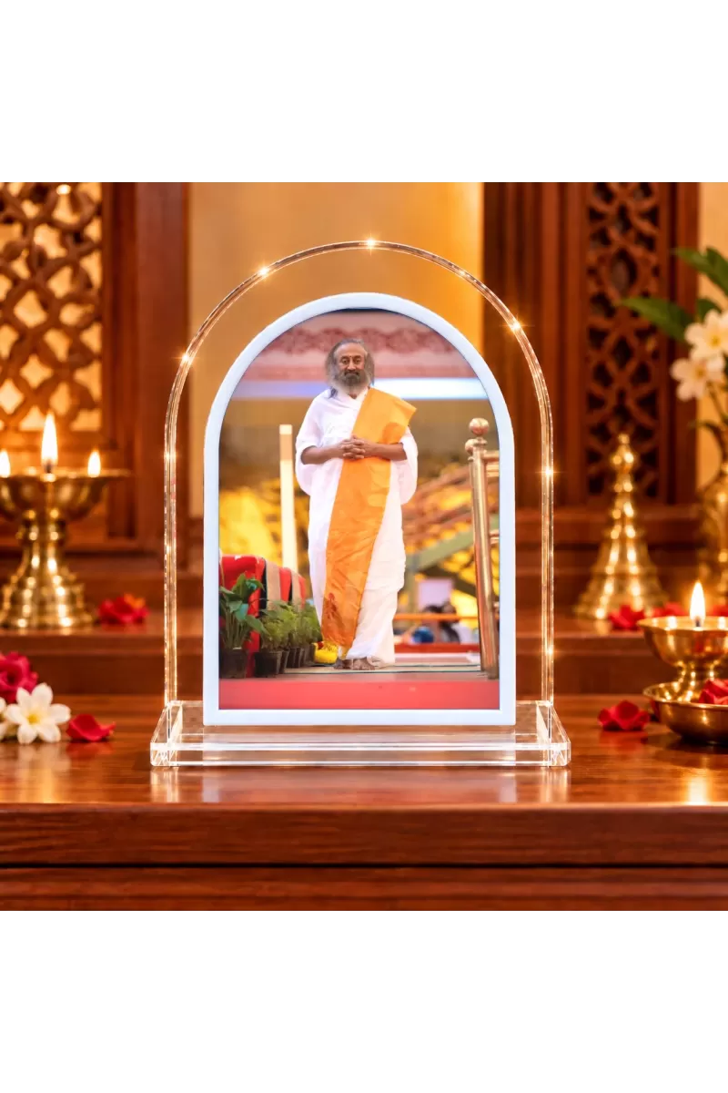 Sri Sri Ravi Shankar L Shape Acrylic Showpiece 3 X 3.5 Inch For Home, Office And Car (F177105)