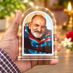 Neem Karoli Baba L Shape Acrylic Showpiece 3 X 3.5 Inch For Home, Office And Car (F175716) Neem Karoli Baba L Shape Acrylic Showpiece 3 X 3.5 Inch For Home, Office And Car (F175716)