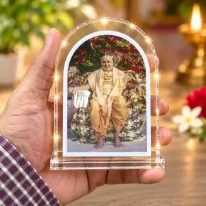 Pramukh Swami Maharaj L Shape Acrylic Showpiece 3 X 3.5 Inch For Home, Office And Car (F176408) Pramukh Swami Maharaj L Shape Acrylic Showpiece 3 X 3.5 Inch For Home, Office And Car (F176408)