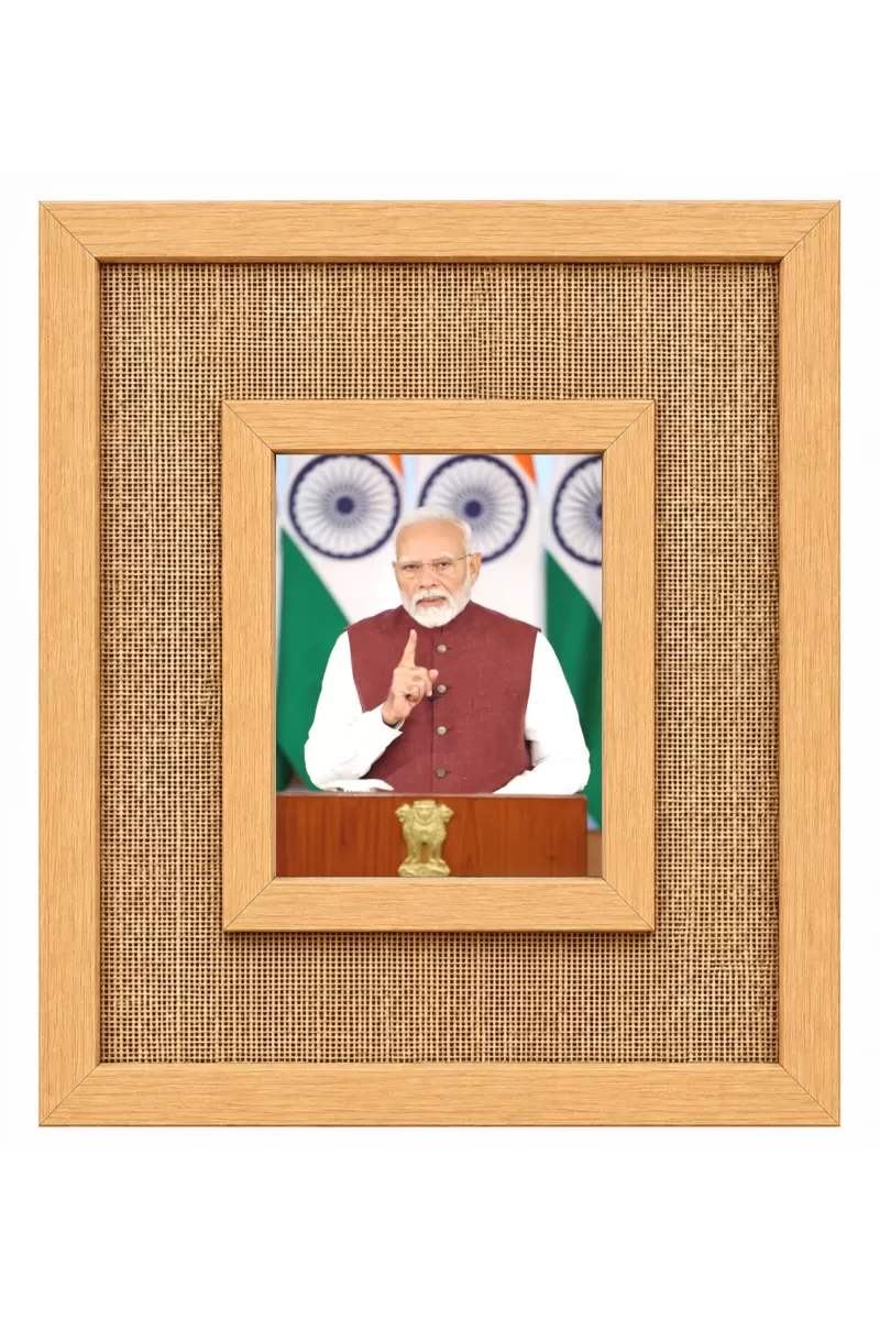 Narendra Modi Laminated Jute Wall Photo Frame, 14 X 16 Inch (F174018)