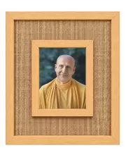Radhanath Swami Laminated Jute Wall Photo Frame, 14 X 16 Inch (F174165)
