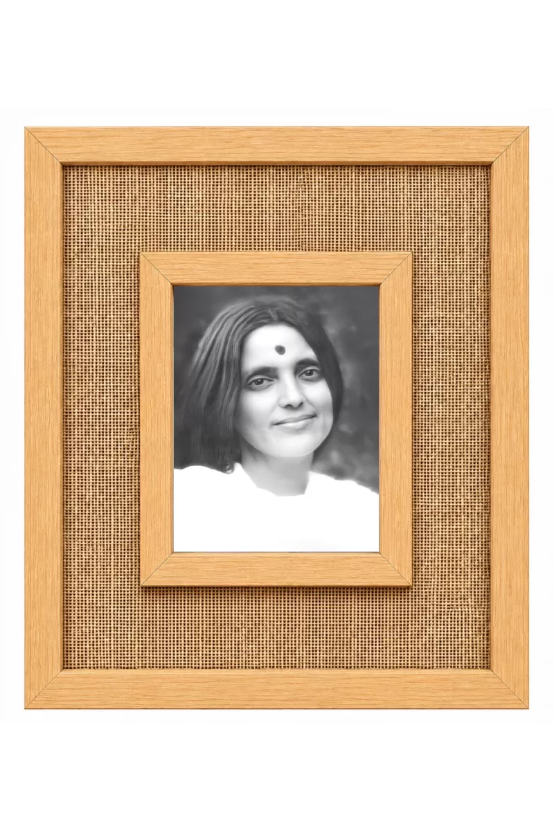 Anandamayi Ma Laminated Jute Wall Photo Frame, 14 X 16 Inch (F174359)