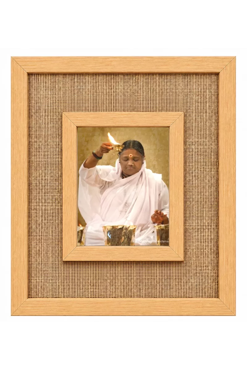 Mata Amritanandamayi Laminated Jute Wall Photo Frame, 14 X 16 Inch (F174384)