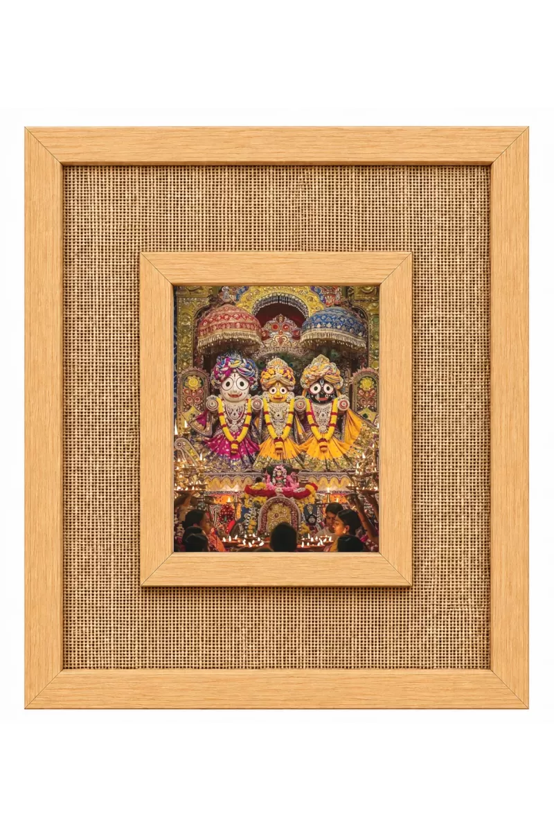 Jagannath Balaram And Subhadra Laminated Jute Wall Photo Frame, 14 X 16 Inch (F174689)