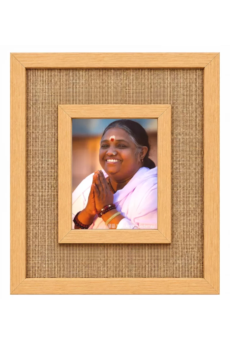 Mata Amritanandamayi Laminated Jute Wall Photo Frame, 14 X 16 Inch (F174804)