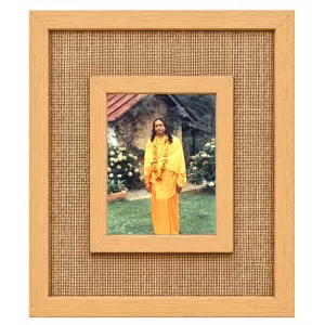 Jagadguru Kripalu Maharaj Laminated Jute Wall Photo Frame, 14 X 16 Inch (F174950) Jagadguru Kripalu Maharaj Laminated Jute Wall Photo Frame, 14 X 16 Inch (F174950)