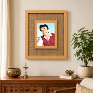 Mahanayak Uttam Kumar Laminated Jute Wall Photo Frame, 14 X 16 Inch (F175102) Mahanayak Uttam Kumar Laminated Jute Wall Photo Frame, 14 X 16 Inch (F175102)