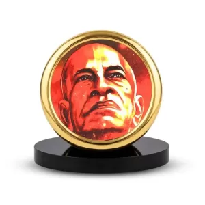 Car Desk/Table Top Srila Prabhupada Metal Golden Photo Stand 2x2 Inches, Compact & Stylish Spiritual Display For Car, Home & Office (Pack Of 1) (F18472) Car Desk/Table Top Srila Prabhupada Metal Golden Photo Stand 2x2 Inches, Compact & Stylish Spiritual Display For Car, Home & Office (Pack Of 1) (F18472)