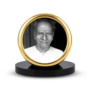 Car Desk/Table Top Nisargdatta Maharaj Metal Golden Photo Stand 2x2 Inches, Compact & Stylish Spiritual Display For Car, Home & Office (Pack Of 1) (F18553) Car Desk/Table Top Nisargdatta Maharaj Metal Golden Photo Stand 2x2 Inches, Compact & Stylish Spiritual Display For Car, Home & Office (Pack Of 1) (F18553)