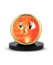 Car Desk/Table Top Ramakrishna Paramahamsa And Saradadevi Metal Golden Photo Stand  2x2 Inches, Compact & Stylish Spiritual Display For Car, Home & Office (Pack Of 1) (F18682)