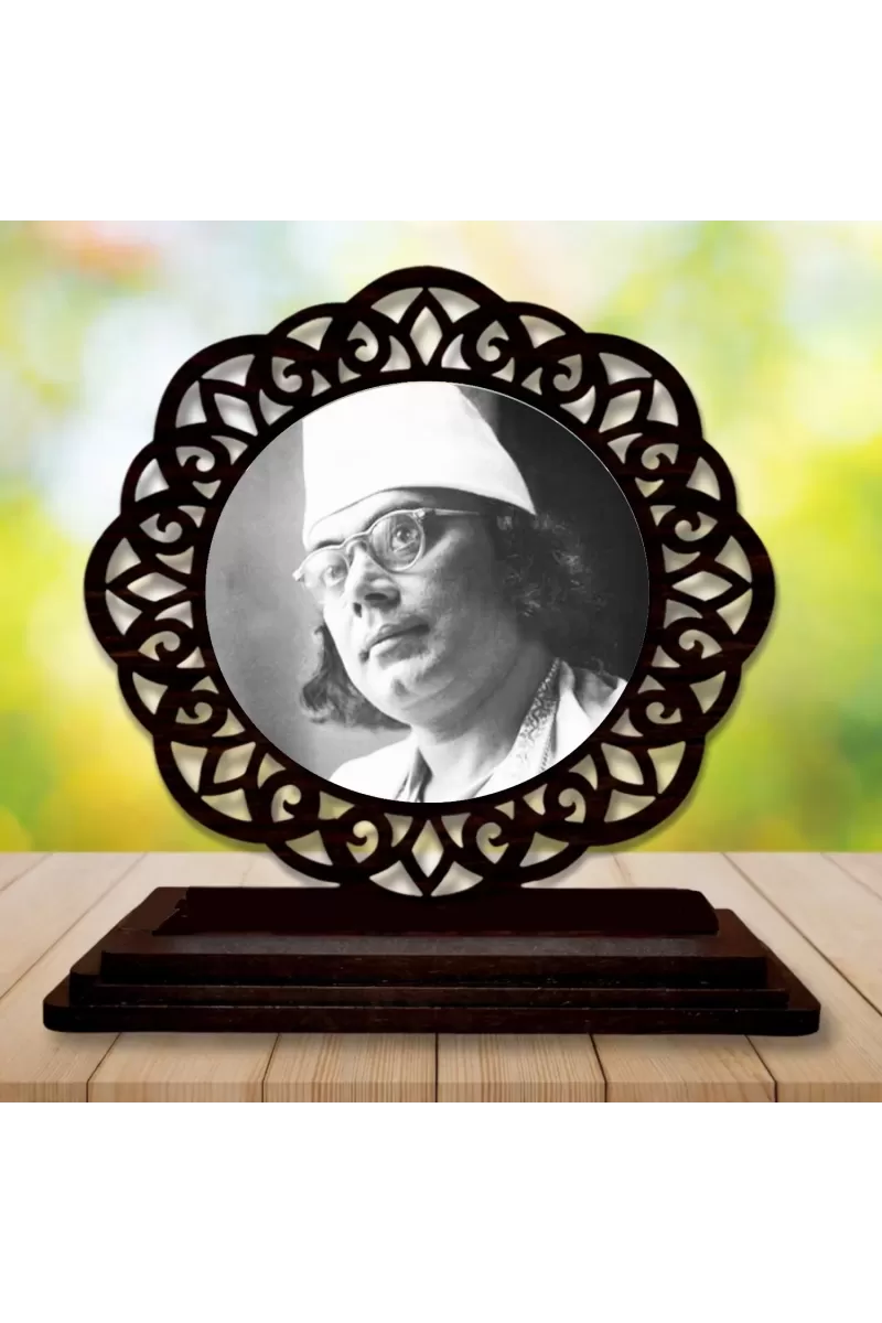 Car Desk/Table Top  Kazi Nazrul Islam Wooden Photo Stand  3x4 Inches, Compact & Stylish Spiritual Display For Car, Home & Office (Pack Of 1) (F19655)